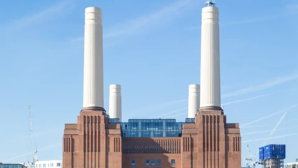 Lift 109 at Battersea Power Station - Image 1